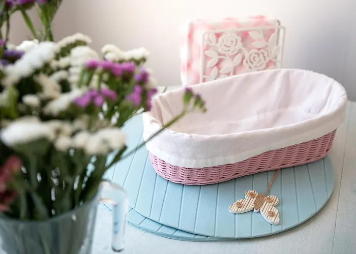 Flora's House & Cave Winery Ferienhaus *