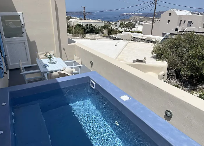 Flora's House & Cave Winery