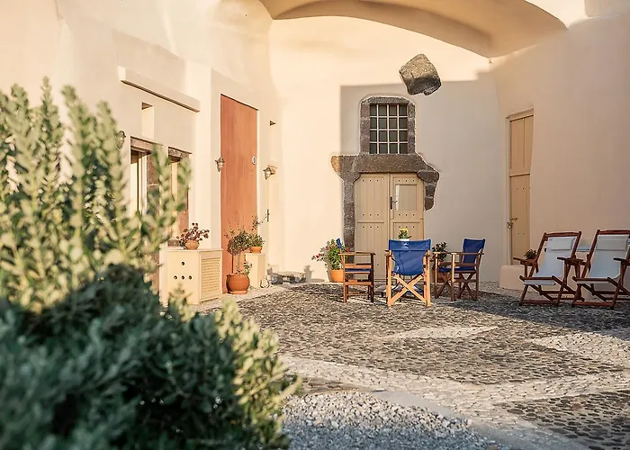 Flora's House & Cave Winery