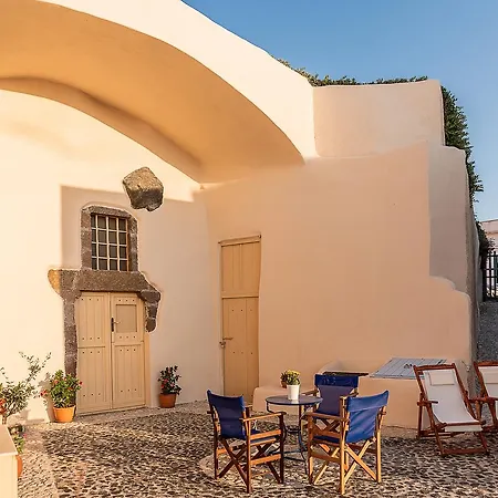 別荘 Flora's House & Cave Winery