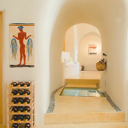 Flora's House & Cave Winery Holiday home