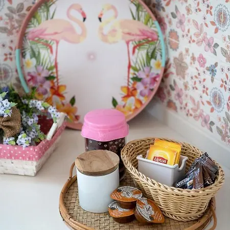 Flora's House & Cave Winery Vakantiehuis