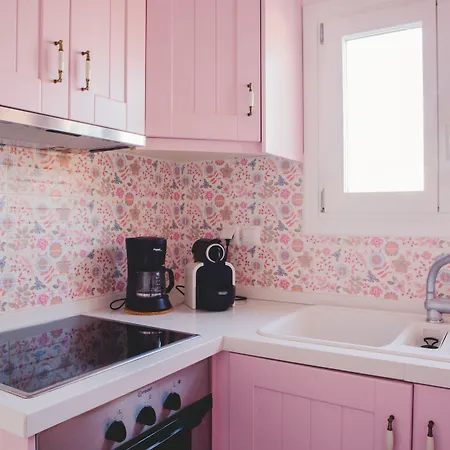 Flora's House & Cave Winery Vakantiehuis Pýrgos