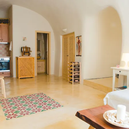 Flora's House & Cave Winery Vakantiehuis *