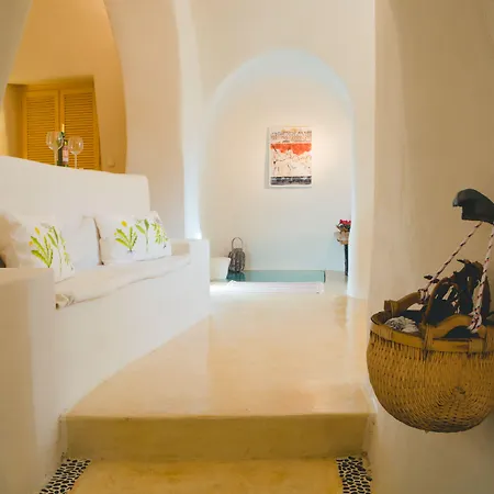 Flora's House & Cave Winery Vakantiehuis *