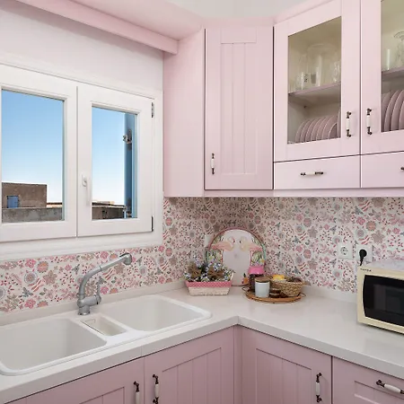 Vakantiehuis Flora's House & Cave Winery Pýrgos