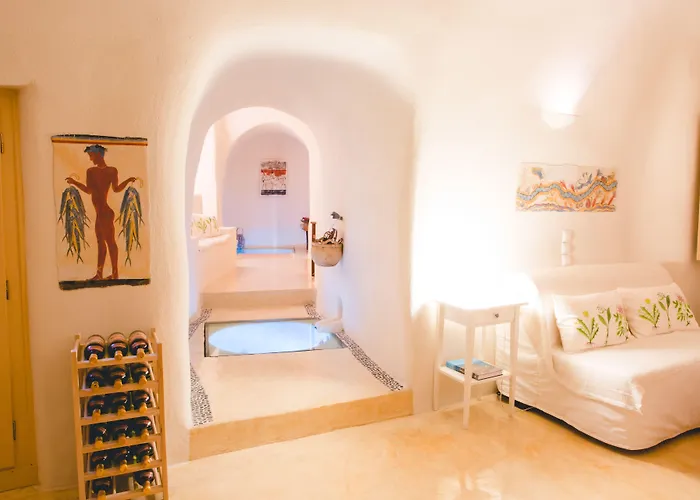 Flora's House & Cave Winery * Pyrgos Kallistis