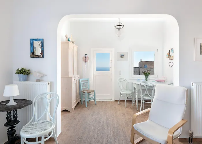 Flora's House & Cave Winery Holiday home Pyrgos Kallistis